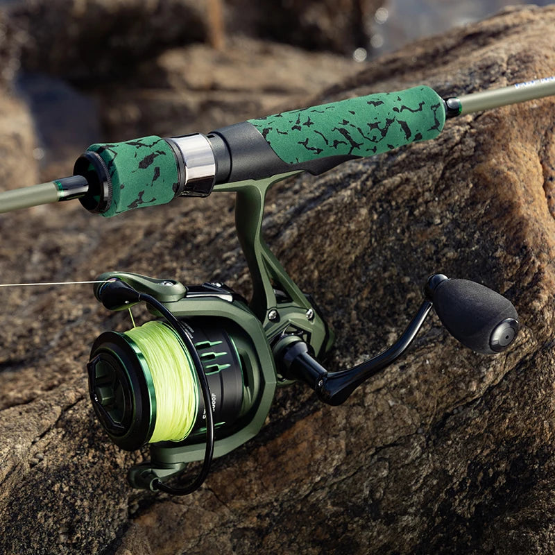 STORM-Spinning Fishing Reel